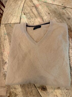 NAADAM Men's V-Neck Sweater in Light Beige
